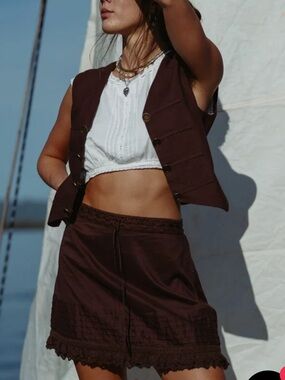 Sasha Mini Skirt the Silk co.